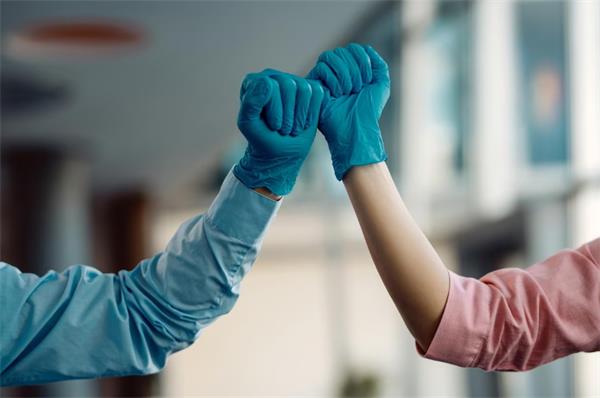 Disposable Nitrile Examination Gloves Manufacturer