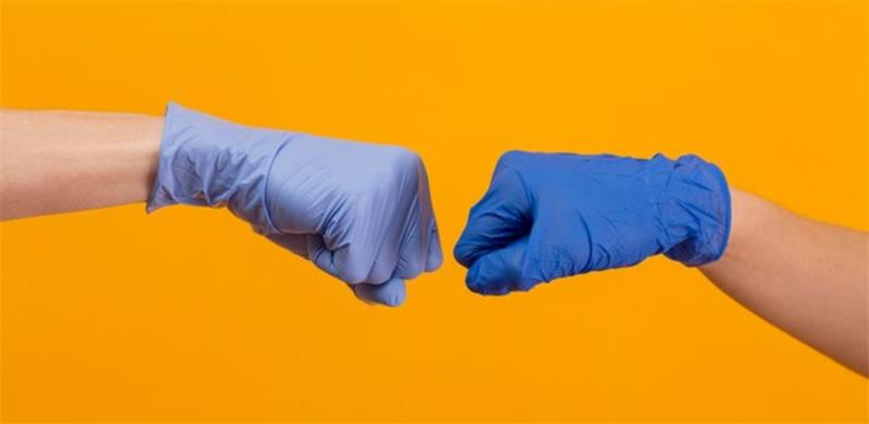 Nitrile Gloves vs. Latex Gloves vs. Vinyl Gloves